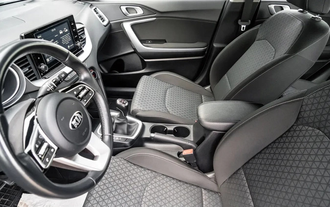 Kia Ceed cena 69900 przebieg: 54176, rok produkcji 2021 z Ciechanów małe 301
